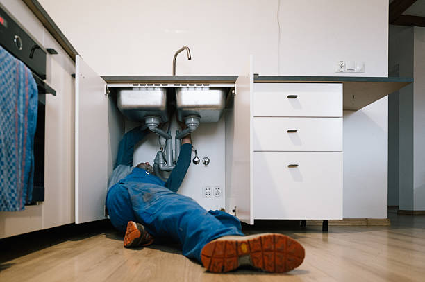 Professional Emergency Plumber technician working in Ranson, WV